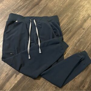 FIGS space grey jogger (Medium petite)